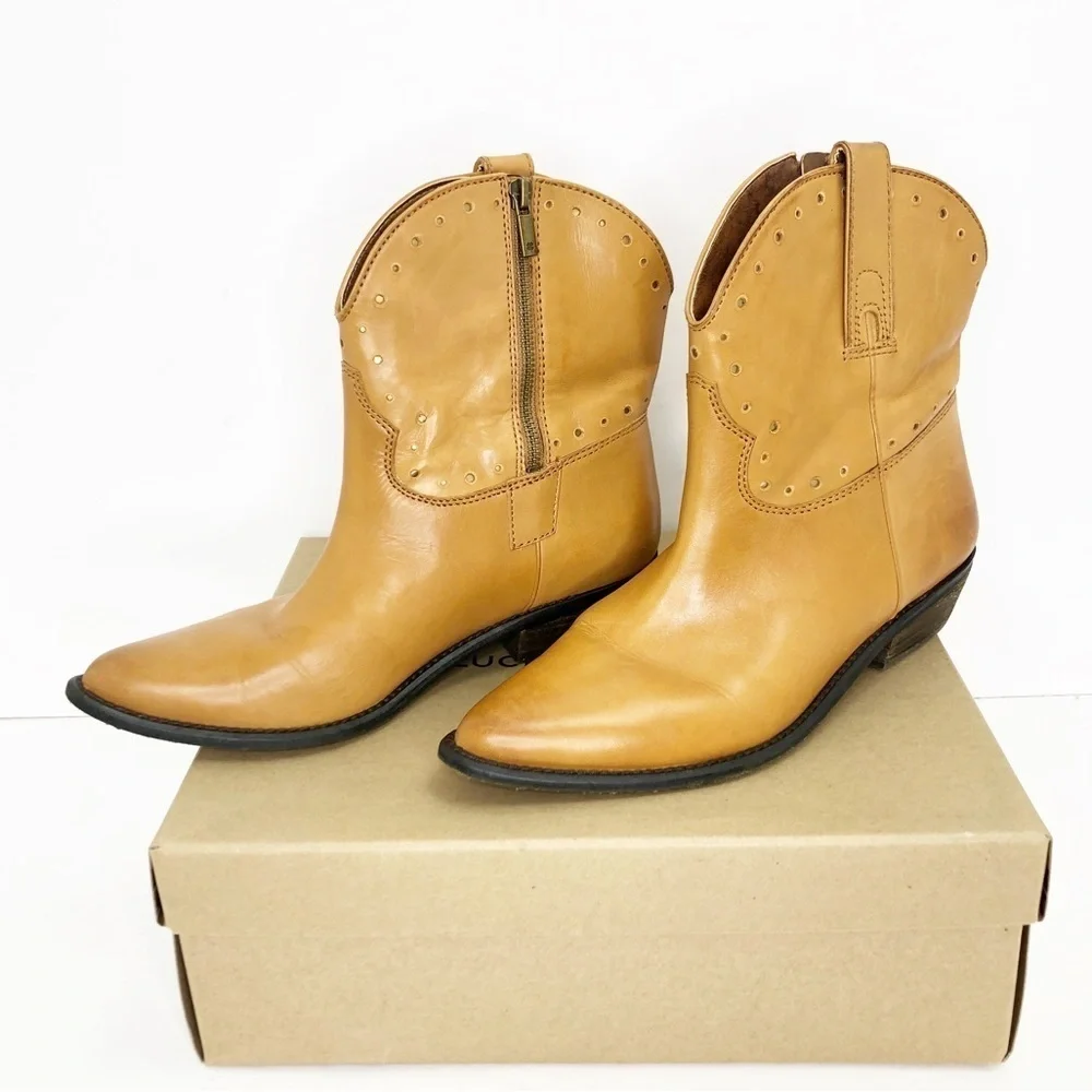 Lucky brand mustard Lucky Vachetta leather western ankle boots
